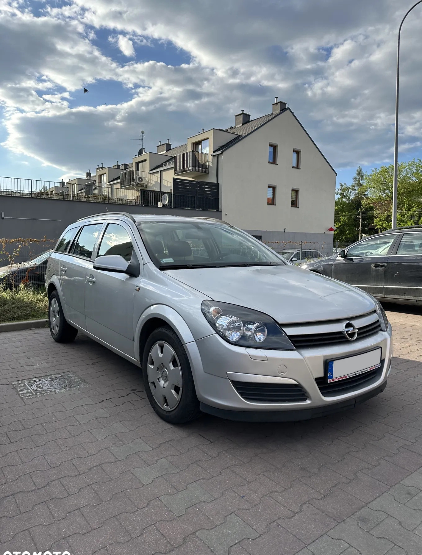 Opel Astra cena 7650 przebieg: 225000, rok produkcji 2005 z Wrocław małe 781